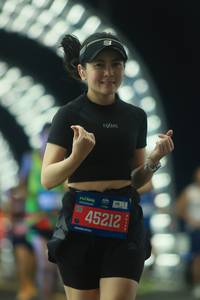 BIB: 400, 45212
                            <button type="button" onclick="openModal(21123946)" class="btn btn-primary btn-sm float-right btn-popup" data-toggle="modal" data-target=".modal-high-quality">
                        <i class="fas fa-shopping-cart"></i> Add to Cart
                    </button>
                                            <button type="button" onclick="isThisMe(21123946, true)" class="btn btn-success btn-sm float-right btn-popup btn-isme hidden" data-toggle="tooltip" data-placement="bottom" title="นี่คือรูปของคุณใช่ไหม คลิกที่นี่เพื่อเอาเข้าอัลบั้ม">
                        <i class="fas fa-plus"></i> Add to album
                    </button>
                    <button type="button" onclick="isThisMe(21123946, false)" class="btn btn-warning btn-sm float-right btn-popup btn-isnotme hidden">
                        <i class="fas fa-ban"></i> Remove from album
                    </button>
